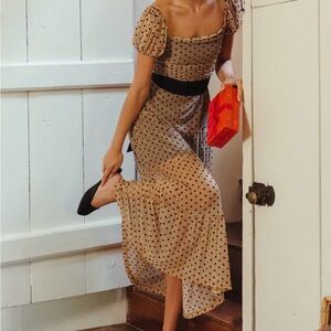 Smith & Quinn Delphine Dress size M.